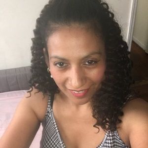 Meet your Posher, Emelia